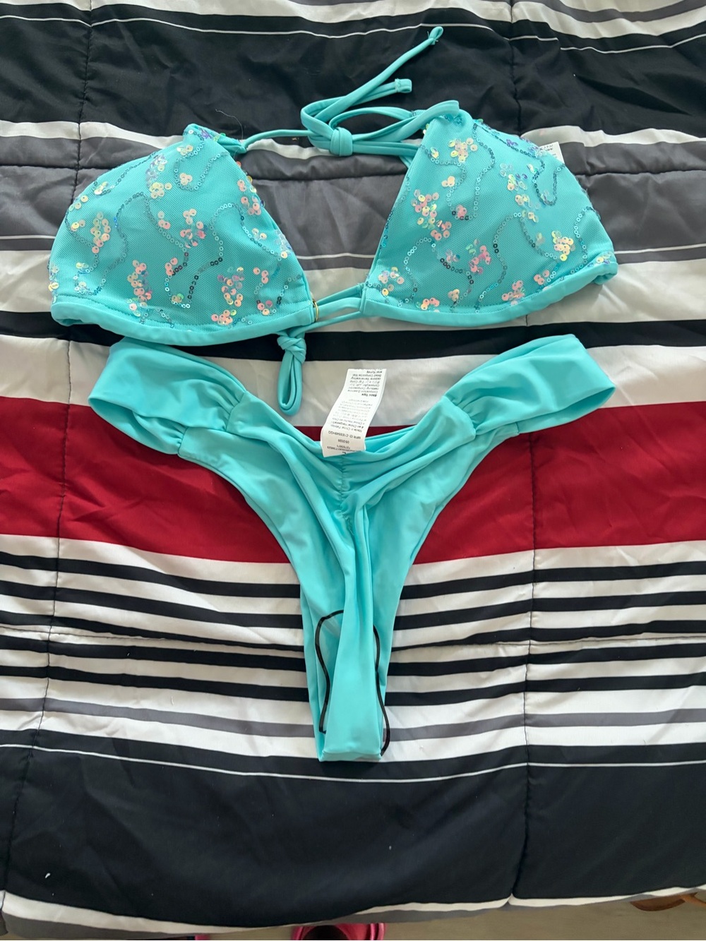 Women's bundle of clothes